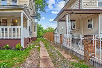 34-36 Hedden Ter, Newark, NJ 07108 - Photo 9
