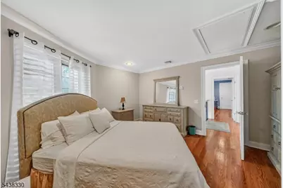 276 Northview Ter, Springfield, NJ 07081 - Photo 27