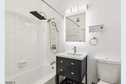 7100 Blvd E, Guttenberg Town, NJ 07093 - Photo 7