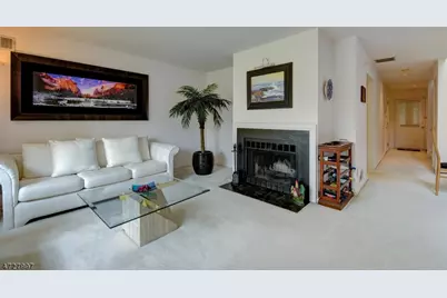 152 Bonney Ct, Bridgewater, NJ 08807 - Photo 9