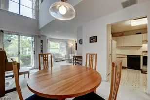 152 Bonney Ct, Bridgewater, NJ 08807 - Photo 7