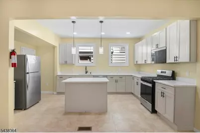 118 Lehigh Ave, Apt #1, Newark, NJ 07112 - Photo 1