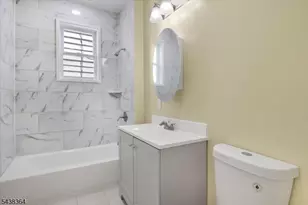 118 Lehigh Ave Apt, Newark, NJ 07112 - Photo 13