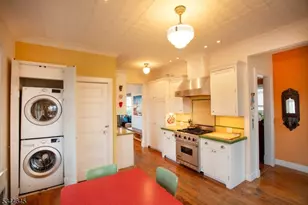 110 Montclair Ave, Montclair, NJ 07042 - Photo 17