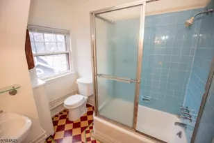 110 Montclair Ave, Montclair, NJ 07042 - Photo 47