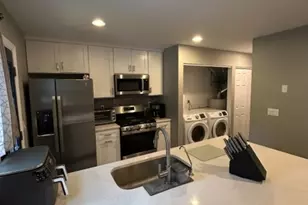 448 St Giles Ct, Franklin Township, NJ 08873 - Photo 3