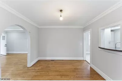 579 Newark Ave, Kenilworth, NJ 07033 - Photo 9