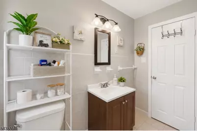 1134 Rivington St, Roselle, NJ 07203 - Photo 13