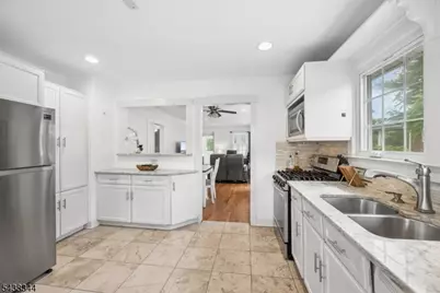 15 Clover Pl, Mine Hill, NJ 07803 - Photo 13