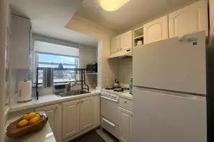 39 N Mountain Ave, Montclair, NJ 07042 - Photo 17