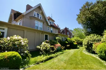 39 N Mountain Ave #5A, Montclair, NJ 07042 - Photo 37
