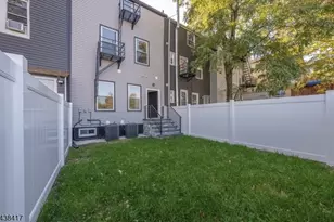 1119 Hampton Pl, Elizabeth, NJ 07201 - Photo 11