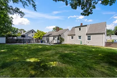75 Lancaster Rd, Woodbridge Township, NJ 07067 - Photo 33
