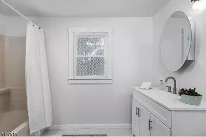 75 Lancaster Rd, Woodbridge Township, NJ 07067 - Photo 5