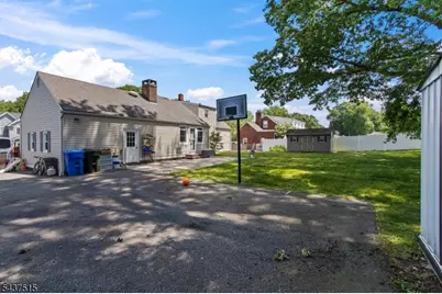 75 Lancaster Rd, Woodbridge Township, NJ 07067 - Photo 31