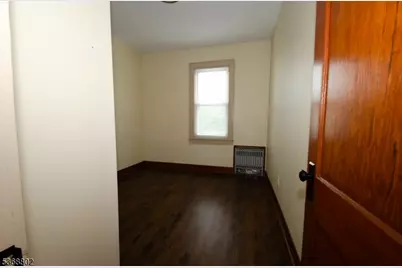 74 Harrison Pl #2, Clifton, NJ 07011 - Photo 5