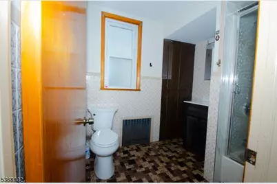 74 Harrison Pl #2, Clifton, NJ 07011 - Photo 7