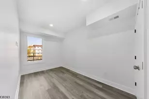 1119 Hampton Pl, Elizabeth, NJ 07201 - Photo 5