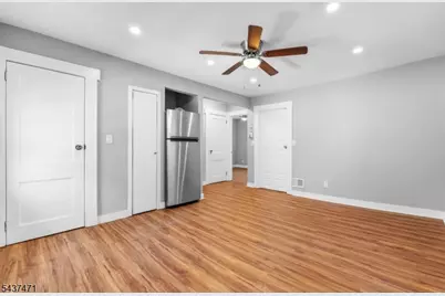 81 Kuna Ter, Irvington, NJ 07111 - Photo 11