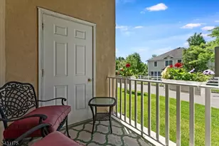 17 Lara Pl, Warren Township, NJ 07059 - Photo 11