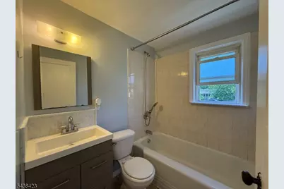 824 2nd St, Dunellen, NJ 08812 - Photo 13