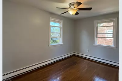824 2nd St, Dunellen, NJ 08812 - Photo 5