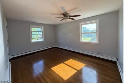 824 2nd St, Dunellen, NJ 08812 - Photo 9