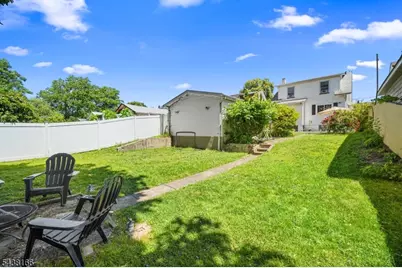 121 Smallwood Ave, Belleville, NJ 07109 - Photo 35