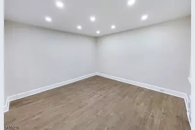 258 Isabella Ave, Irvington, NJ 07111 - Photo 7