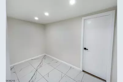 258 Isabella Ave, Irvington, NJ 07111 - Photo 27