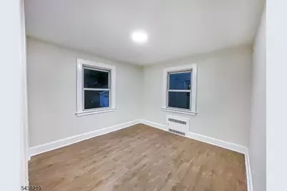 258 Isabella Ave, Irvington, NJ 07111 - Photo 15