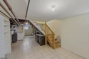 42 Rossmore Pl, Belleville, NJ 07109 - Photo 35