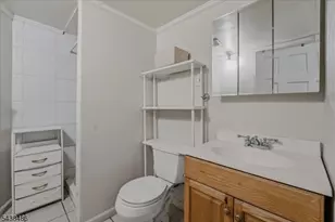 42 Rossmore Pl, Belleville, NJ 07109 - Photo 37