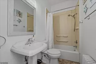 42 Rossmore Pl, Belleville, NJ 07109 - Photo 19