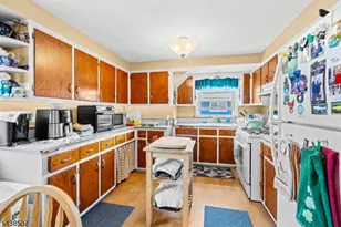 57 Devon St, North Arlington, NJ 07031 - Photo 15