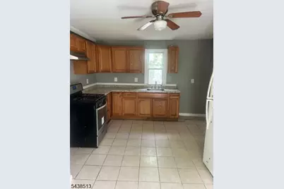 79 Washington Ave, Irvington, NJ 07111 - Photo 7