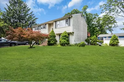 26 Nancy Ln, Piscataway Township, NJ 08854 - Photo 5