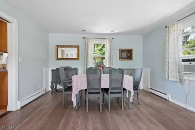 336 Vanderveer Rd, Bridgewater, NJ 08807 - Photo 5