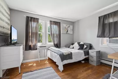 336 Vanderveer Rd, Bridgewater, NJ 08807 - Photo 15
