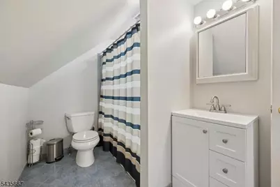 336 Vanderveer Rd, Bridgewater, NJ 08807 - Photo 17