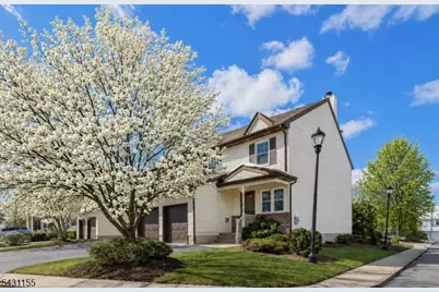 1168 Lake Avenue #6, Clark Township, NJ 07066 - Photo 1