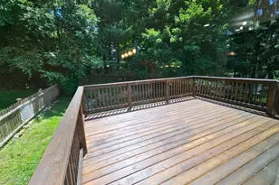 504 Edith Rd, Roxbury Township, NJ 07850 - Photo 5