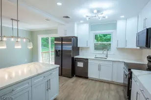 504 Edith Rd, Roxbury Township, NJ 07850 - Photo 13