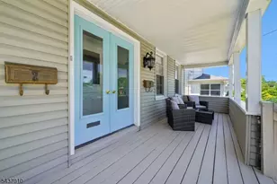 14 Grove Terrace, Montclair, NJ 07042 - Photo 3