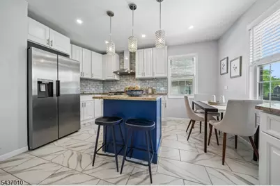 14 Grove Ter, Montclair, NJ 07042 - Photo 9