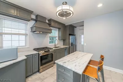 14 Grove Ter, Montclair, NJ 07042 - Photo 27