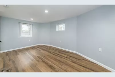 14 Grove Ter, Montclair, NJ 07042 - Photo 31