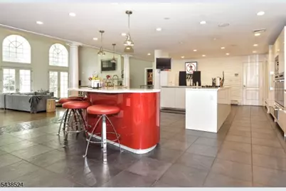 24 Wildwood Rd, Saddle River, NJ 07458 - Photo 11