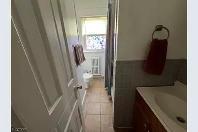 61 State St, Washington Boro, NJ 07882 - Photo 5