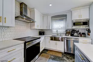 305 Buttfield Dr, Plainfield, NJ 07060 - Photo 13